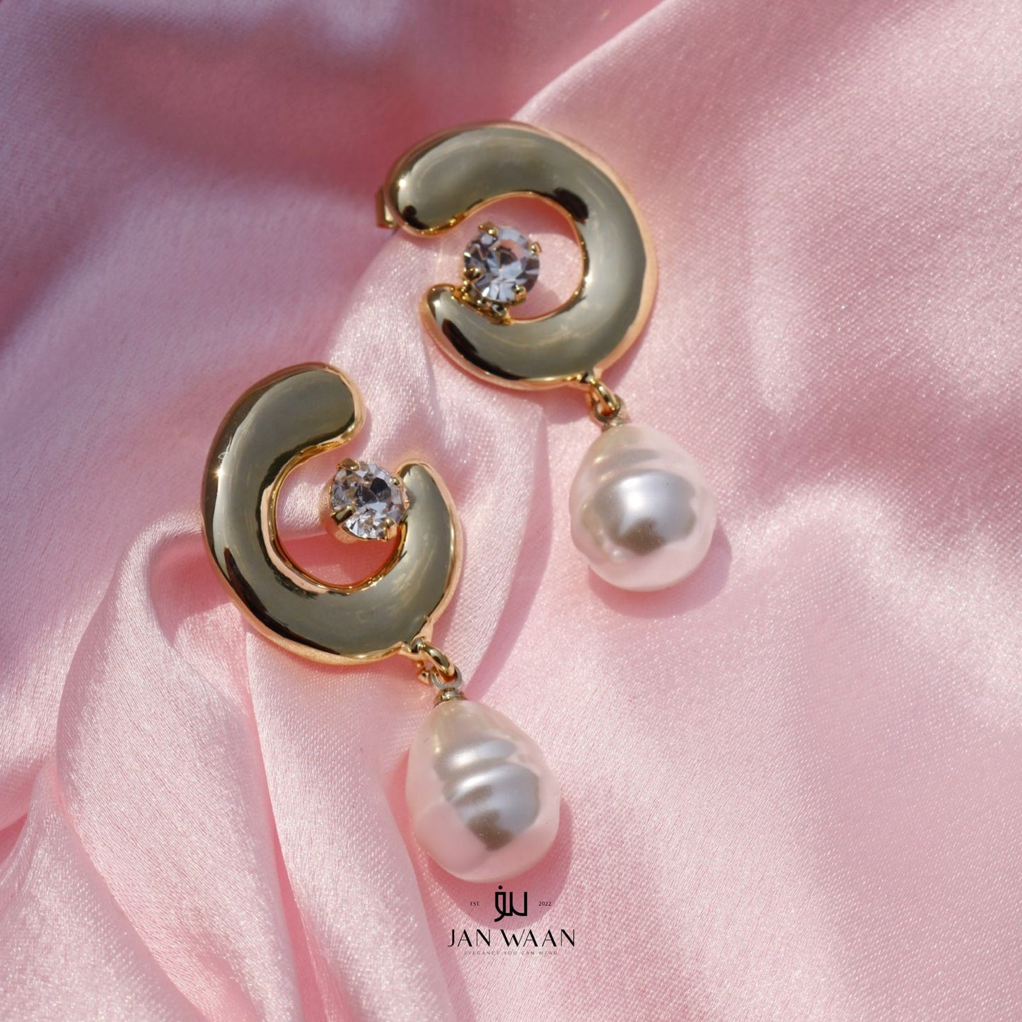 KIARA DROP EARRINGS