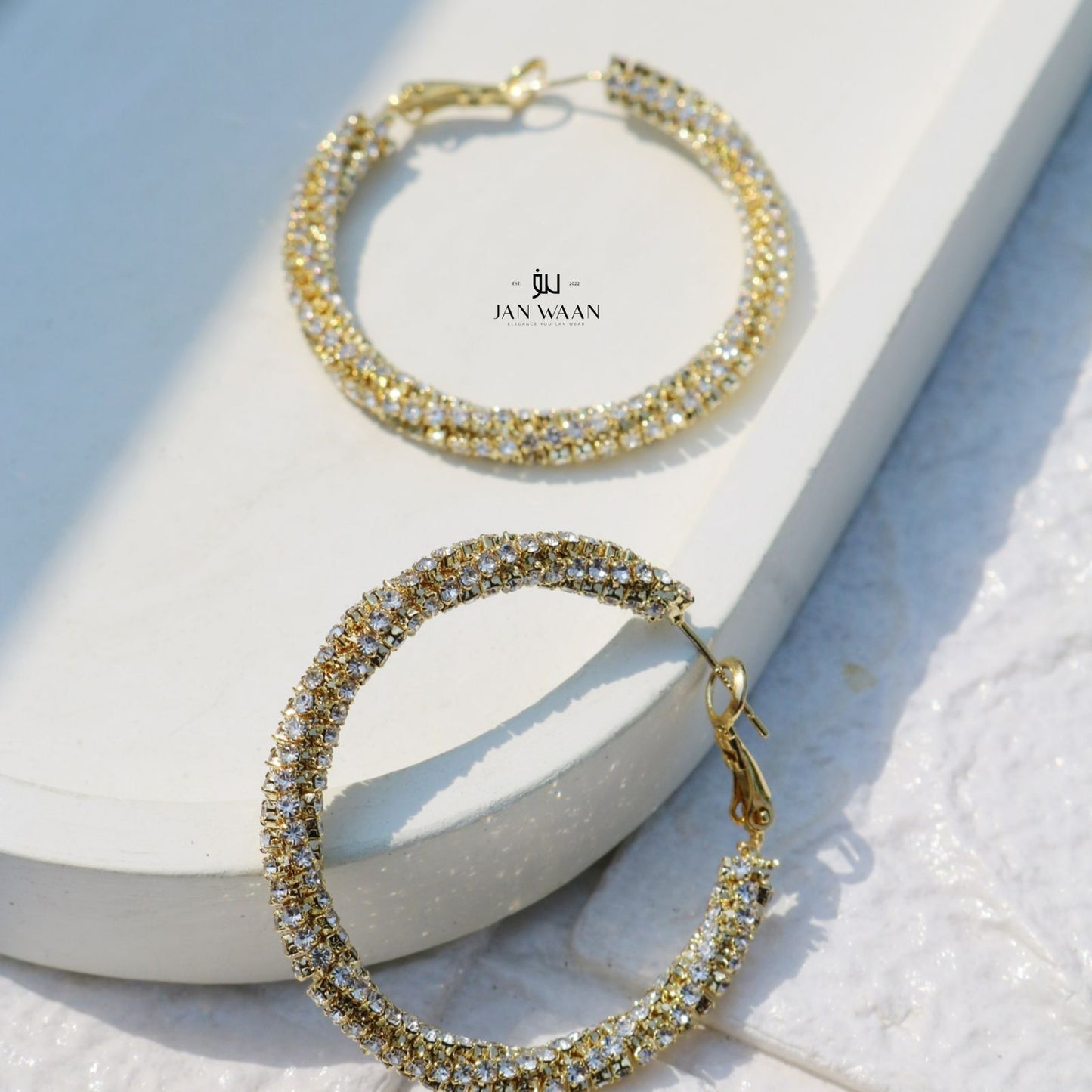 TIARA SWAROVSKI HOOPS