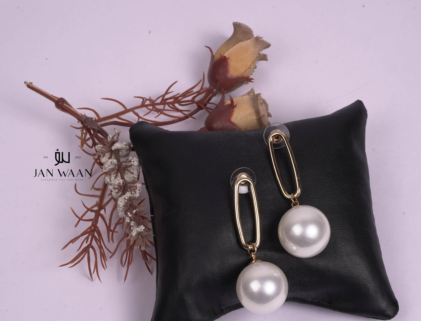 OVAL RING PEARL DROP EARRINGS