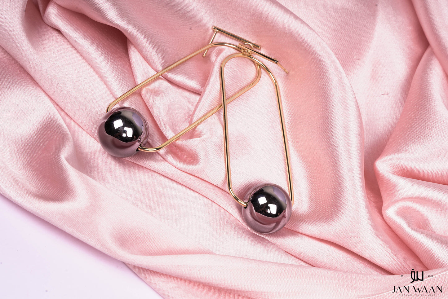 PAPER CLIP BALL EARRINGS