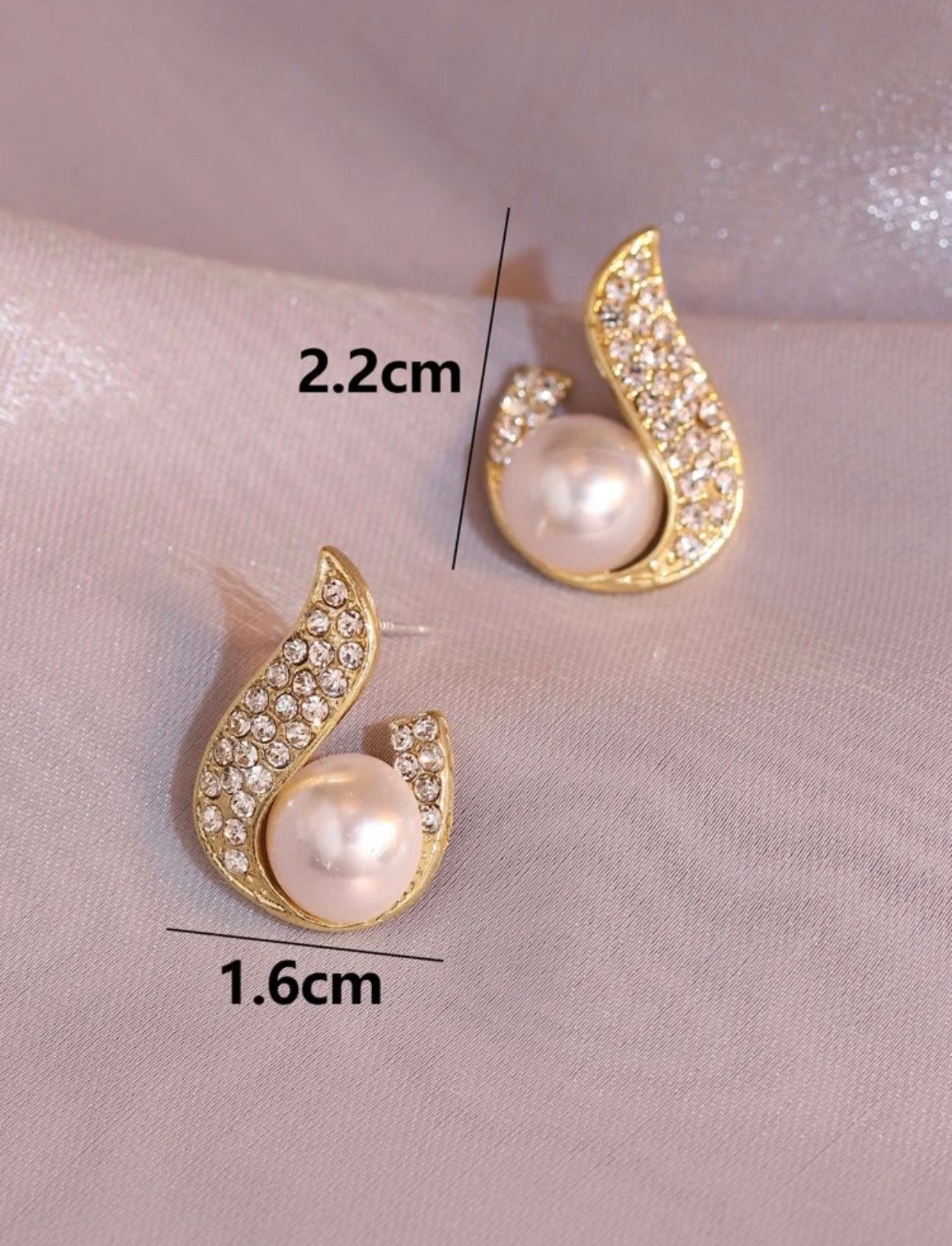 MERMAID FAUX PEARL EARRINGS