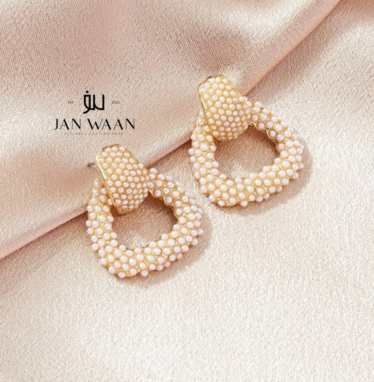 FAUX PEARL DÉCOR GEOMETERIC EARRINGS